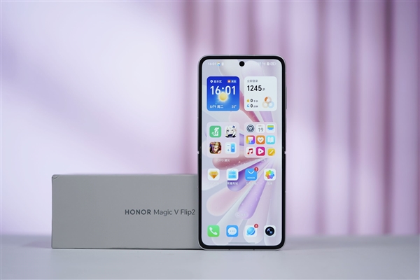 最大電池小折疊！榮耀Magic V Flip2圖賞