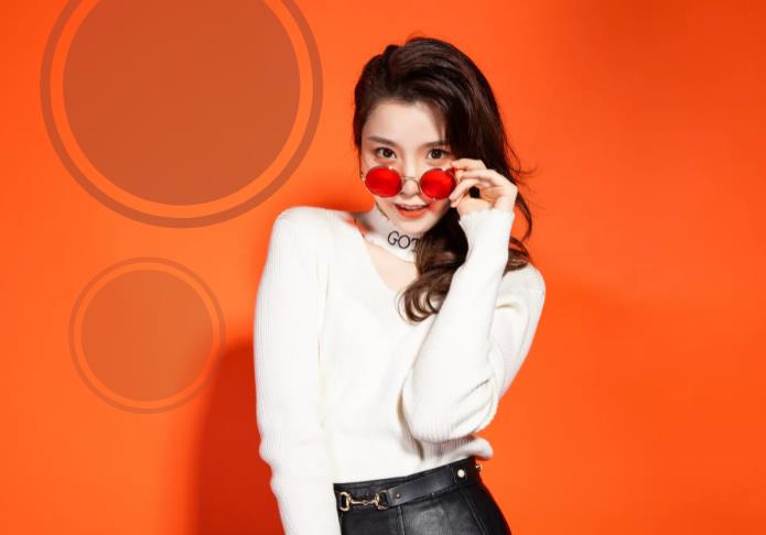 從老爸衣櫥到時尚頂流：“老頭衫”憑什么承包2026秋冬時髦？